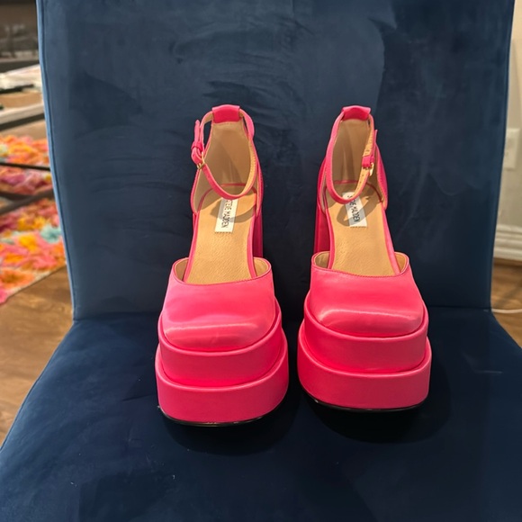 Steve Madden Charlize Platform Mary Jane in Pink - Picture 6 of 11